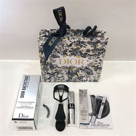 ici paris dior mascara|Dior eyelash curling.